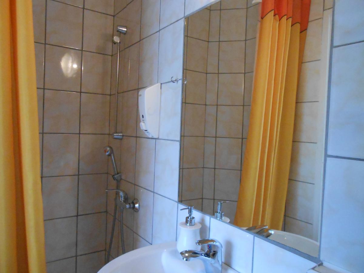 Hotel Leon Biała Podlaska Kültér fotó