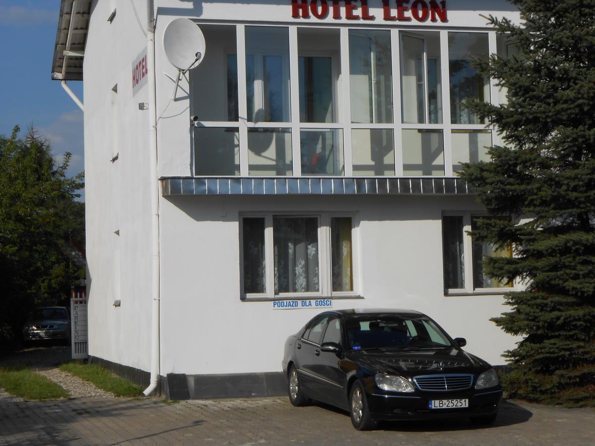 Hotel Leon Biała Podlaska Kültér fotó